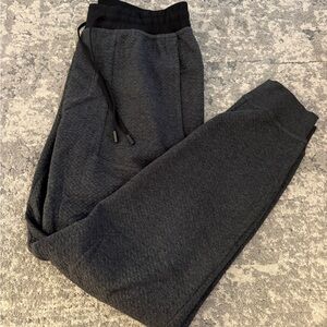 Lululemon men’s jogger - Size Medium - Excellent condition